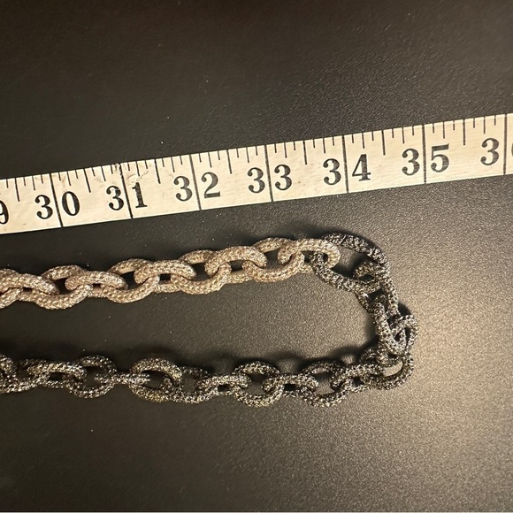 Chain Glittery Infinity Statement necklace Tri-colored silver, back and gold - Picture 7 of 16